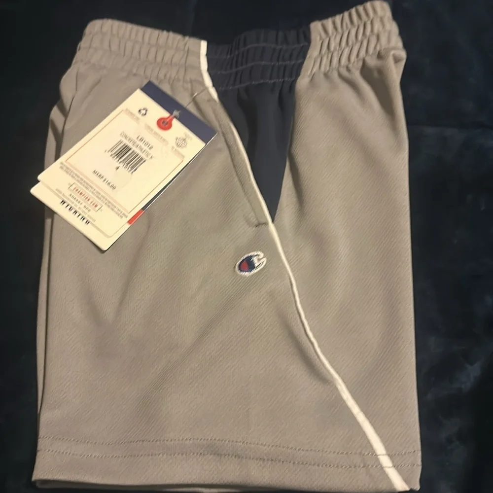 NWT  Champion Color Block Mesh Shorts Concrete/Black